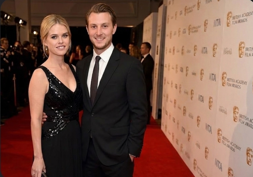 Alex Cowper-Smith: Success in Finance, Divorce from Alice Eve, and a Life Shrouded in Privacy 2.26